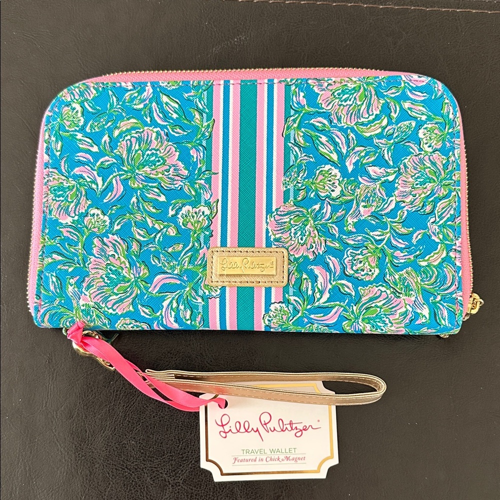 Lilly Pulitzer Blue and Pink Floral Travel Wallet NWT